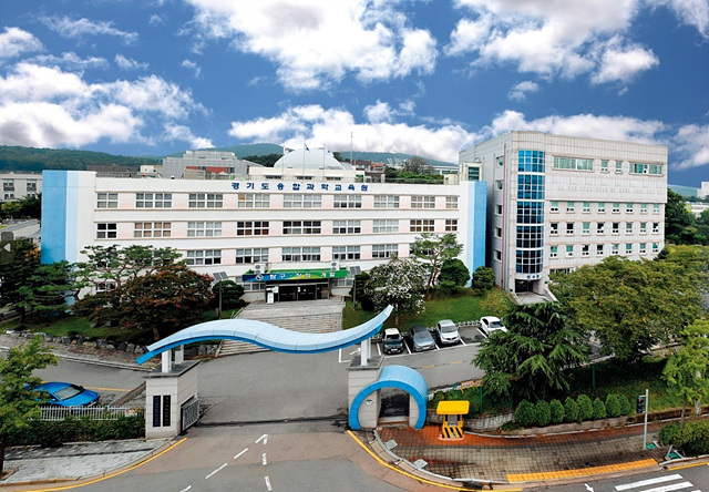 231103 경기도융합과학교육원, 교원 치유 연수 연극으로).jpg