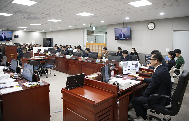 231114 경제노동위원회, 경기도시장상권진흥원, 경.jpg