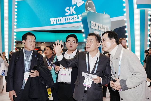 이재준 수원특례시장, 세계 최대 가전·IT 전시회 ‘CES 2024’ 참가(4).jpg