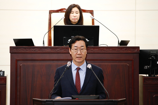 2-1. 시정연설.jpg