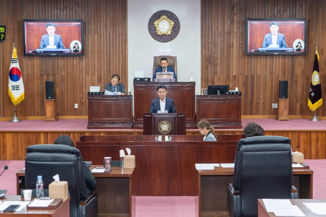 이충우 여주시장 (1).jpg