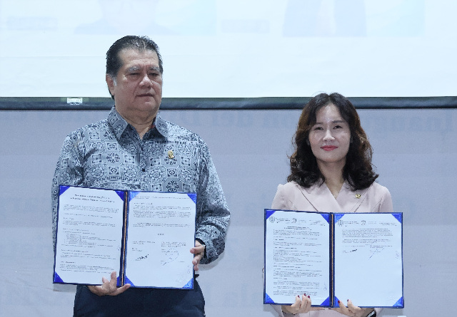 2. 전나영_IWPG_대표,_멕시코_대학서_평화문화_증진상_수상…_평화교육_협력_결실.jpg