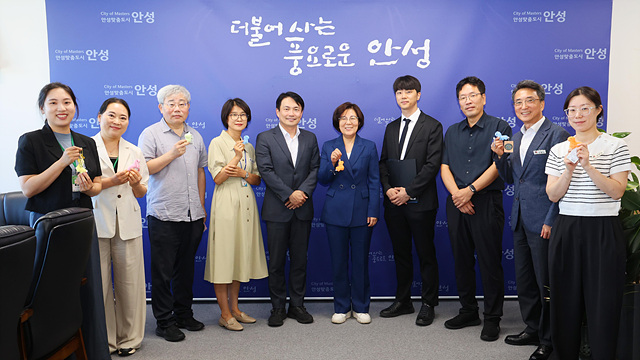 5 (건강증진과) 국무조정실 자살예방관 운영 우수 사례 안성시 방문 (2).jpg