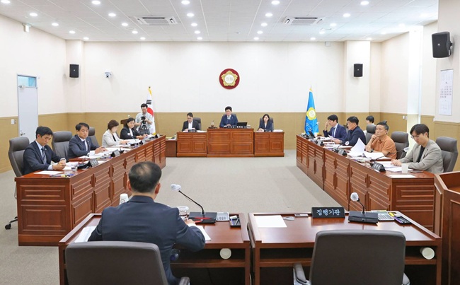 시설관리공단 청문회 1vv.jpg